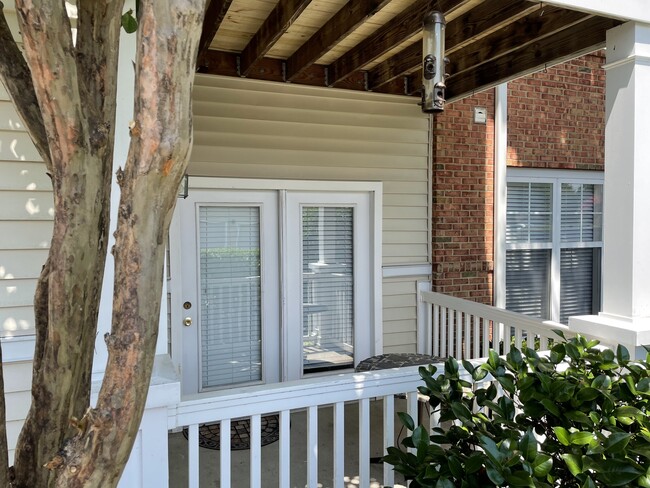 Building Photo - 10636 Hill Point Ct