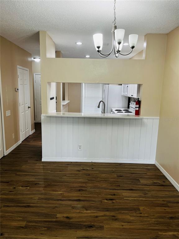 Building Photo - 8526 HUNTERS KEY Cir