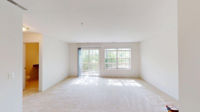 Building Photo - 2974 Barclay Way