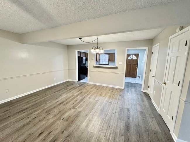 Building Photo - 6338 Kirby Downs Dr