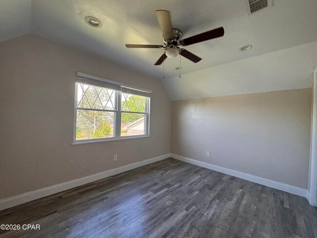 Building Photo - 607 Plantation Ct