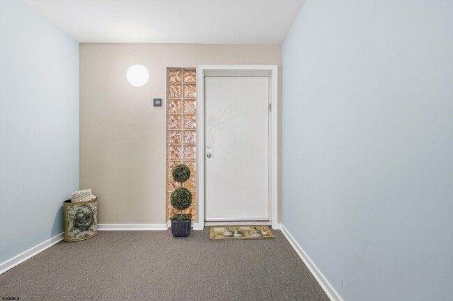 Building Photo - 7701 Atlantic Ave