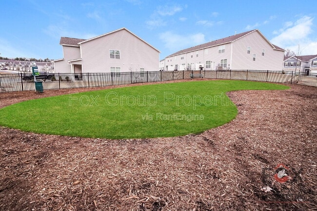 Building Photo - 4110 Steel Wy