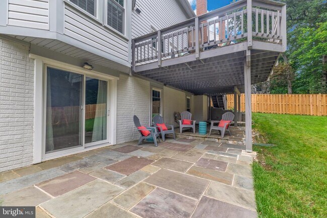 Building Photo - 9112 Silver Pointe Way