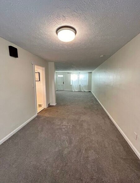 Building Photo - 4056 Northfield Rd