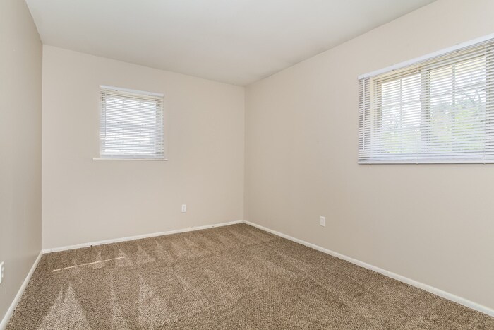 Building Photo - 3962 Woodsong Dr