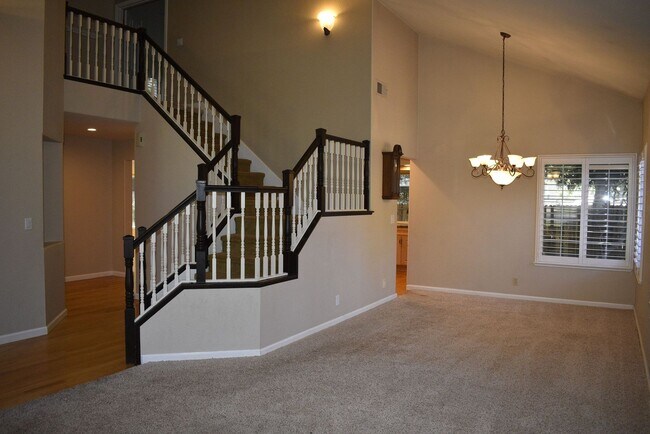 Building Photo - 134 Briggs Ranch Dr