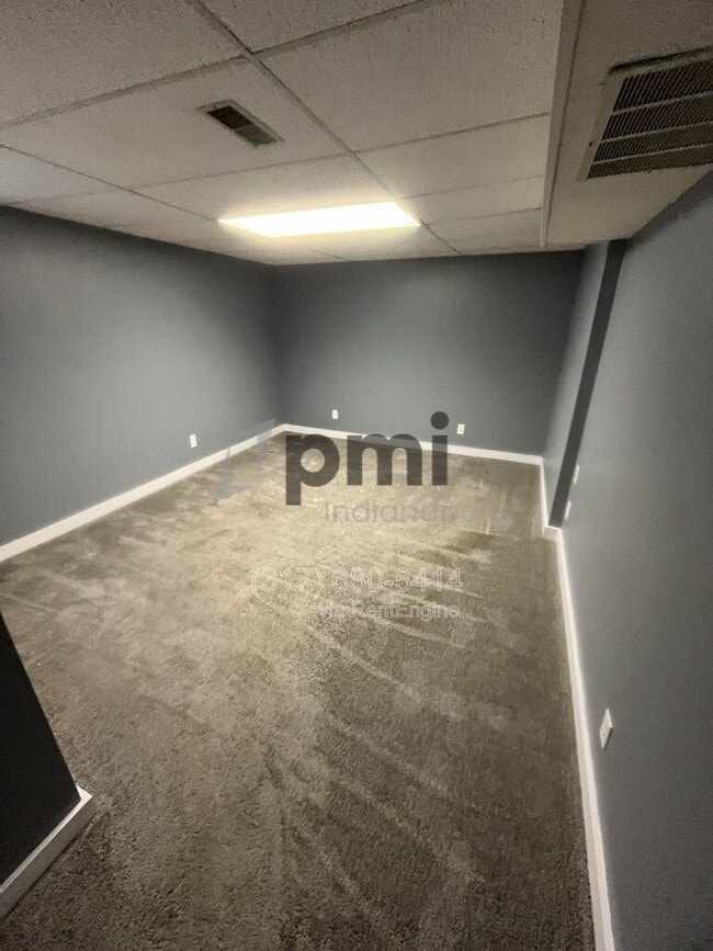 Building Photo - 1425 W Washington St