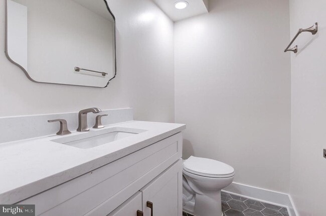 Building Photo - 9704 Hall Rd