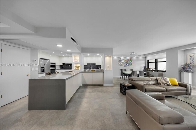 Building Photo - 9801 Collins Ave