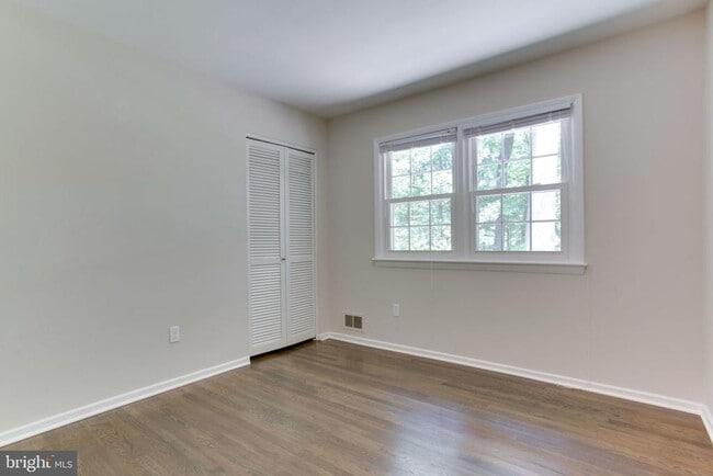 Building Photo - 9112 Santayana Dr
