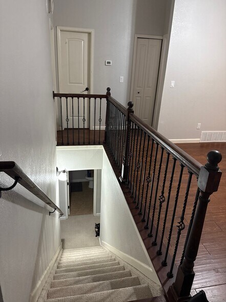 Building Photo - 6250 Northwind Dr