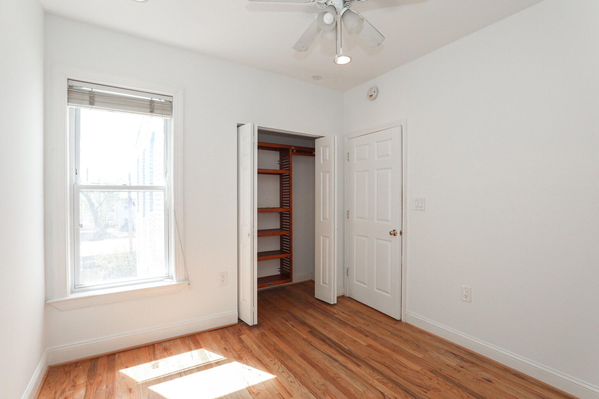 Building Photo - 1263 Morse St NE
