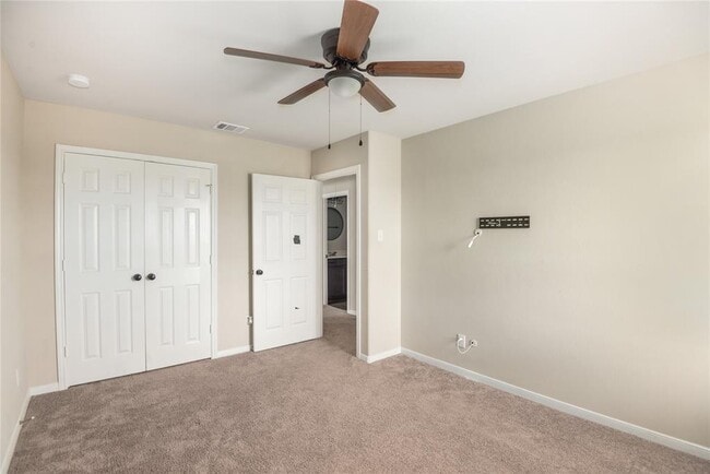 Building Photo - 6404 Macroom Meadows Ln