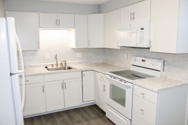 Building Photo - 178 175th Ave E