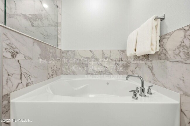 Building Photo - 251 Rambling Brk Trl