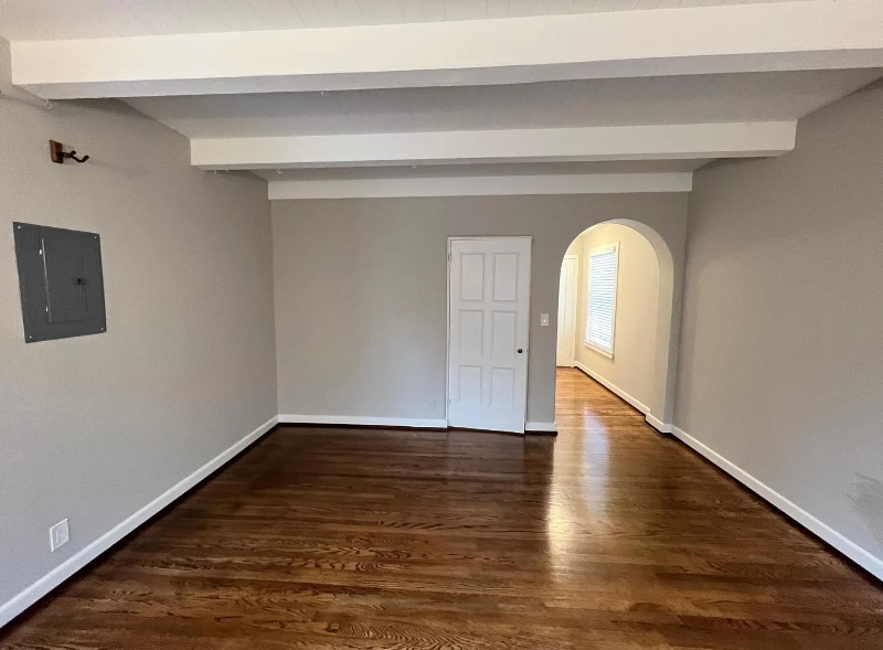 Building Photo - 421 Summit Ave E