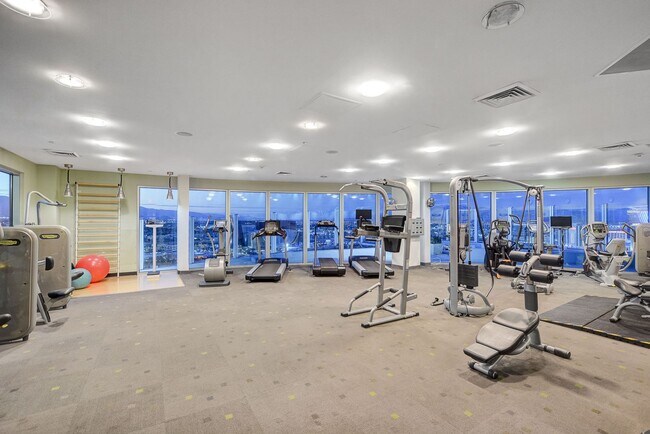 Building Photo - Newport Lofts 1813