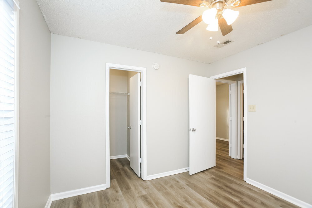 Building Photo - 12179 Maize Dr