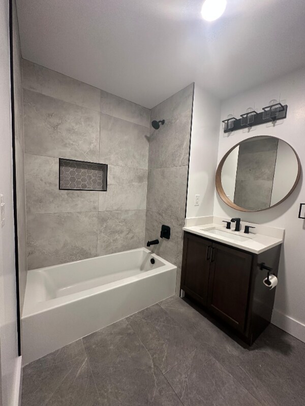 Building Photo - 56 Brill St