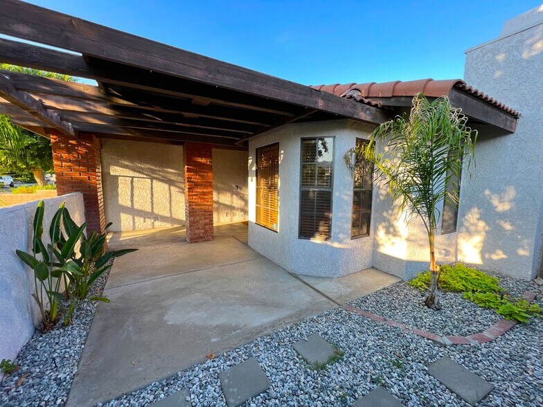 Building Photo - 34380 Linda Way