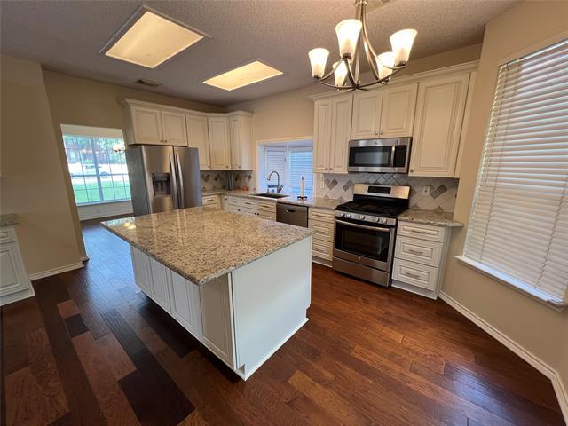 Building Photo - 1508 Alamosa Dr