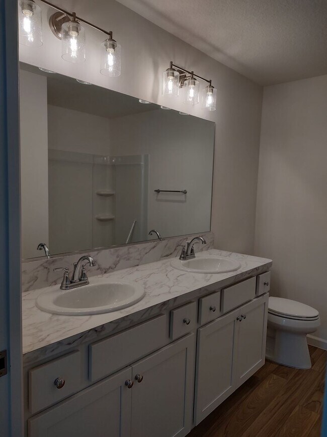Building Photo - Ready to Rent Patio Villas in Deluna Village 55 + Community