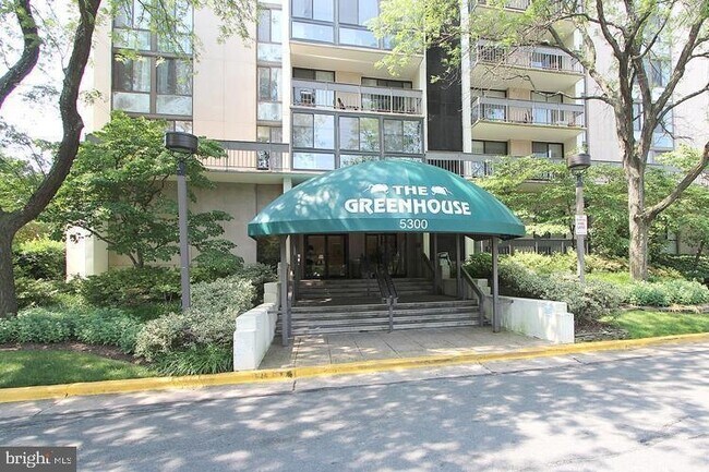 Building Photo - 5300 Holmes Run Pkwy