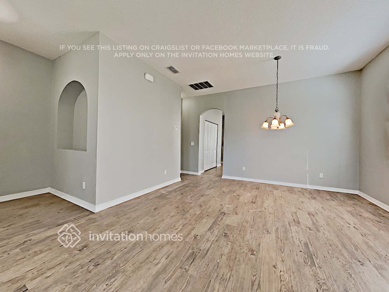 Building Photo - 1529 Whitewater Falls Dr