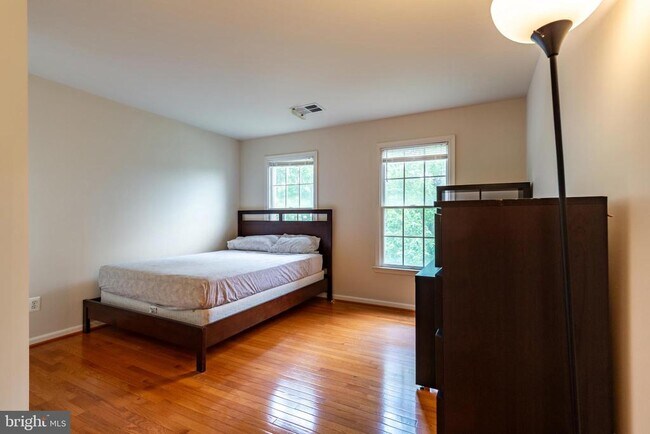 Building Photo - 13286 Holly Meadow Ln