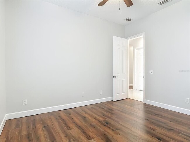 Building Photo - 6 Lionshead Dr