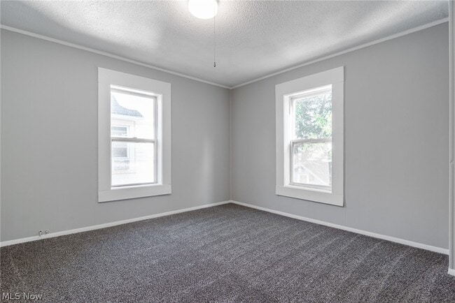 Building Photo - 312 Upland Ave