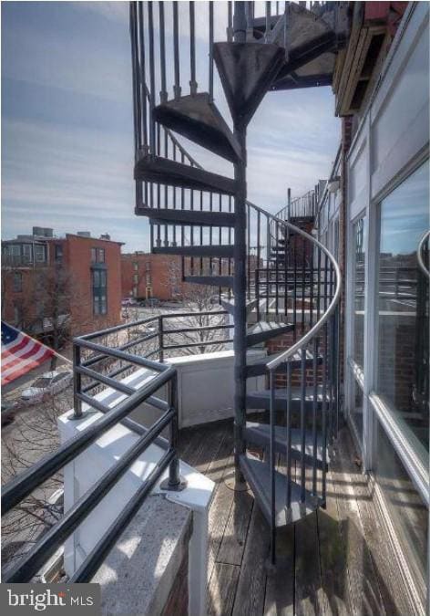 Building Photo - 702 William St