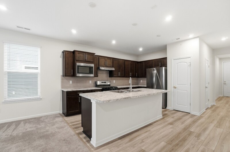 Building Photo - 1242 Fairstone Dr