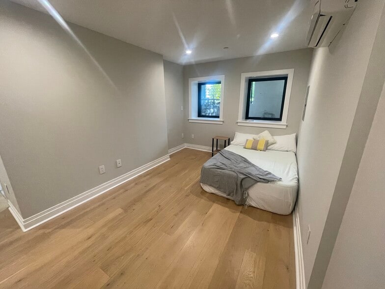 Building Photo - 431 Quincy St NW