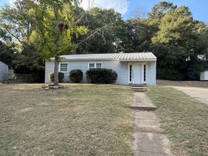 Building Photo - Charming 3 Bed, 1 Bath Single Family Home in Montgomery, AL - $1150/mo