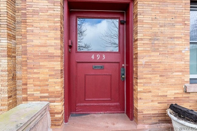 Building Photo - 493 Delaware Ave