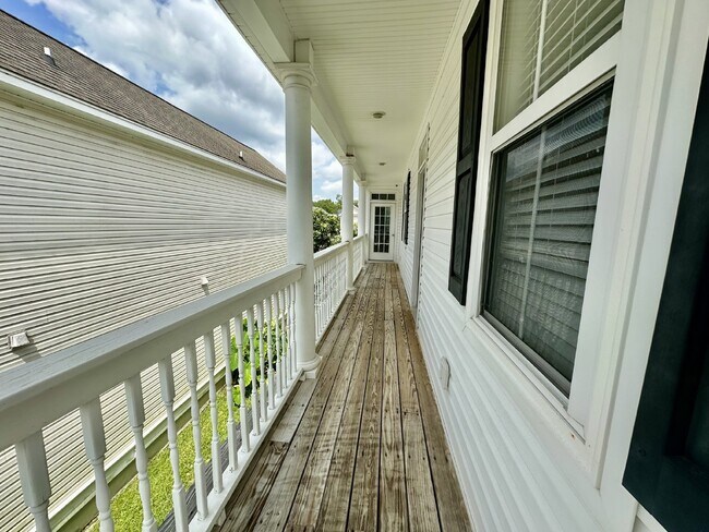 Building Photo - Newly Updated Three Bedroom Home in Westbury Park!
