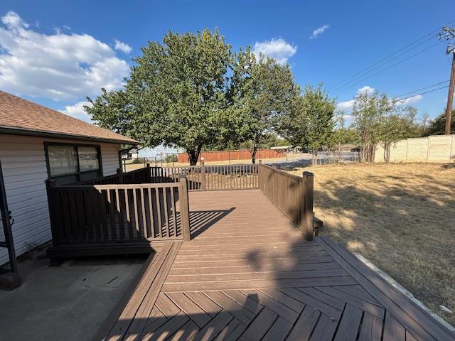 Building Photo - 2601 Oak Meadow Dr