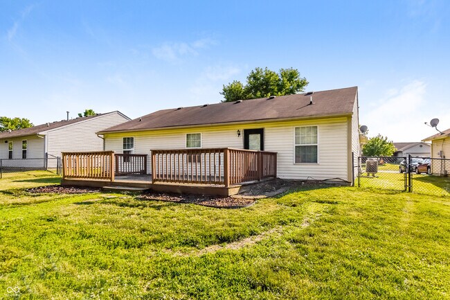 Building Photo - 5378 Milhouse Rd