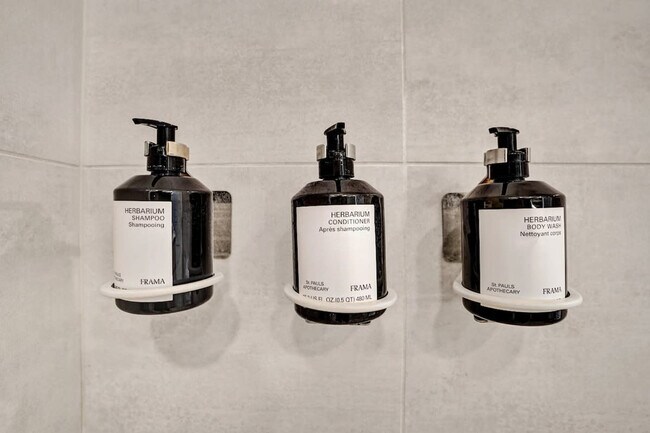 Building Photo - 1220 17th St