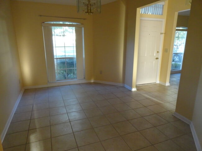 Building Photo - 4524 Crystal Brook Way
