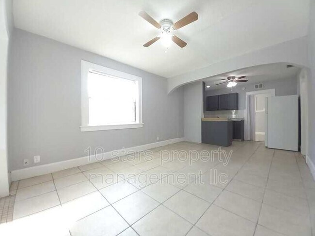 Building Photo - 3450 13th Ave S