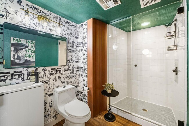 Building Photo - 385 W Pierson St