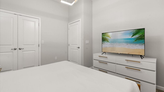 Building Photo - 307 Marcello Blvd