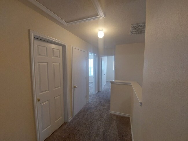 Building Photo - The Gardens at The Summit~Three Bedroom To...