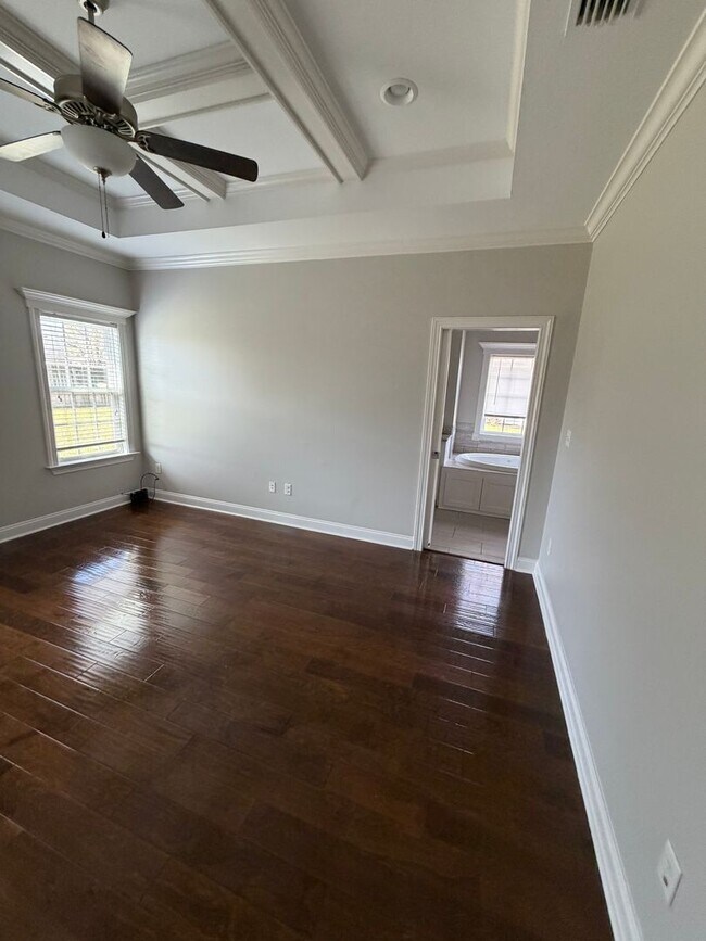 Building Photo - Home in Hahira