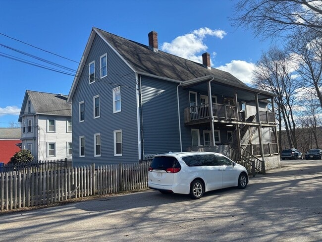 Building Photo - 292 Providence Rd