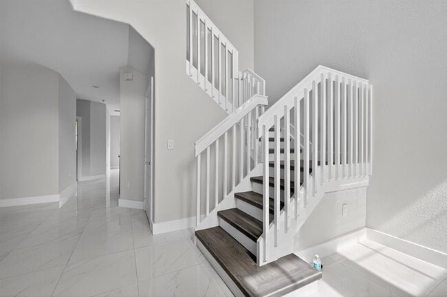 Building Photo - 981 SW 149th Ct