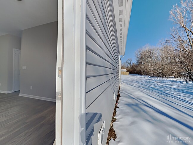 Building Photo - 6315 Pinebark Pl